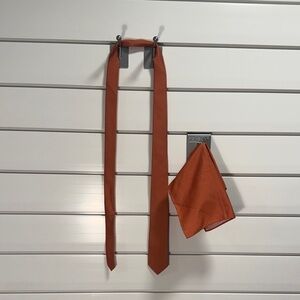Birdy Grey Rust Tie and Pocket Square Set
